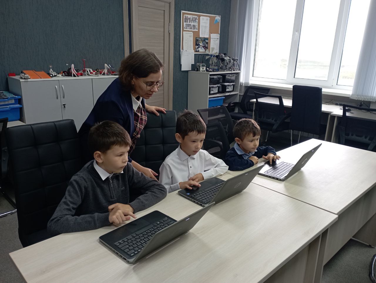 &amp;quot;Навстречу знаниями&amp;quot;.
