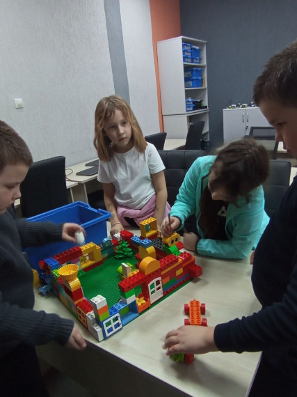 Кружок дополнительного образования "Lego-land" .